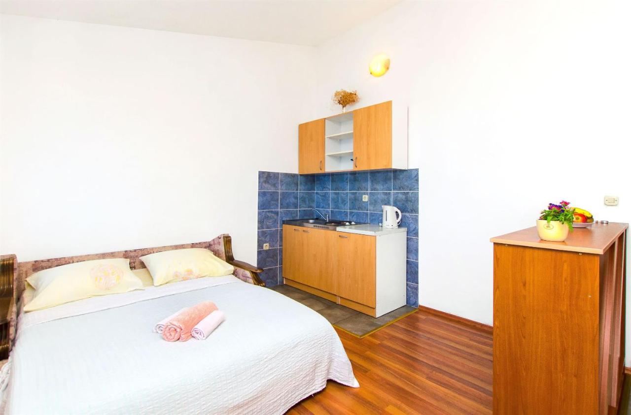 Apartments Tomislav ภายนอก รูปภาพ